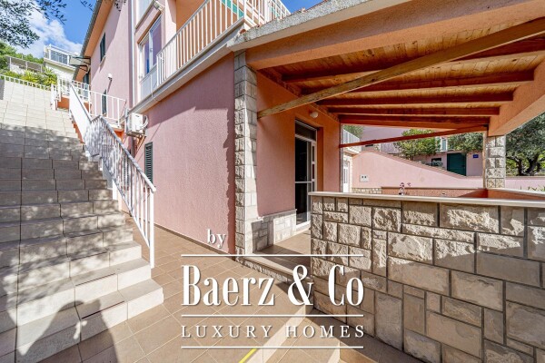 photo 9 Korčula Island, Vela Luka, house with 5 apartments, 2nd row from the sea in Karbuni Bay