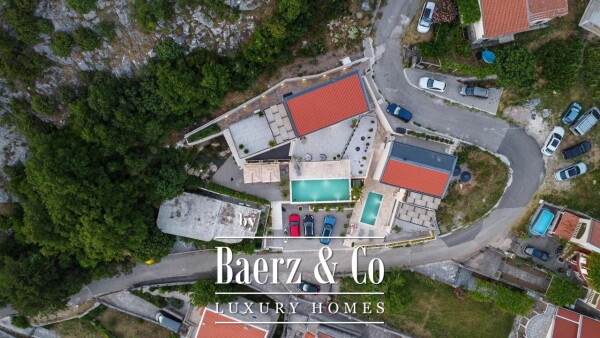 photo 4 Complex of Villas wiith a Sea View in Budva