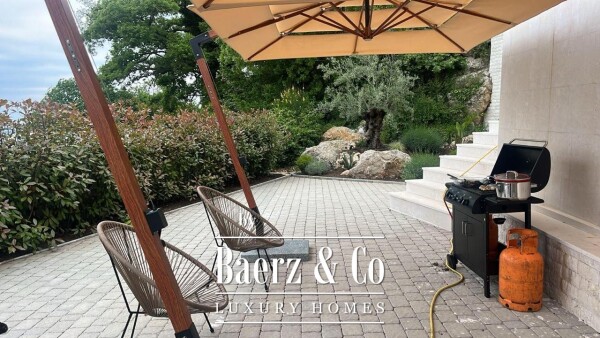 photo 8 Complex of Villas wiith a Sea View in Budva