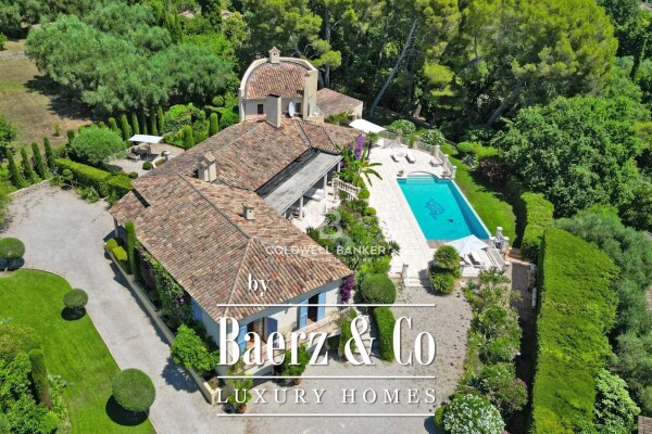 photo 24 Close to the village of Mougins – Stunning Provençal Property with Sea View