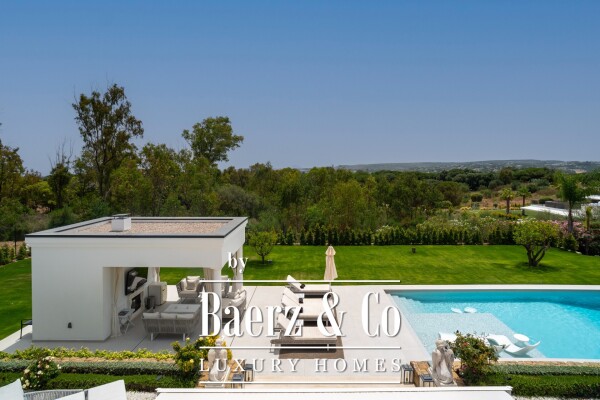 photo 3 Beautiful luxury home in Sotogrande, La Reserva - Zona L