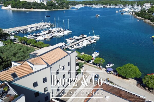 photo 28 Medulin, Pješčana Uvala - exclusive apartment in a perfect location, first row to the sea with a gar