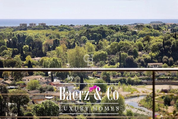 photo 28 Stunning Property with Panoramic Sea View