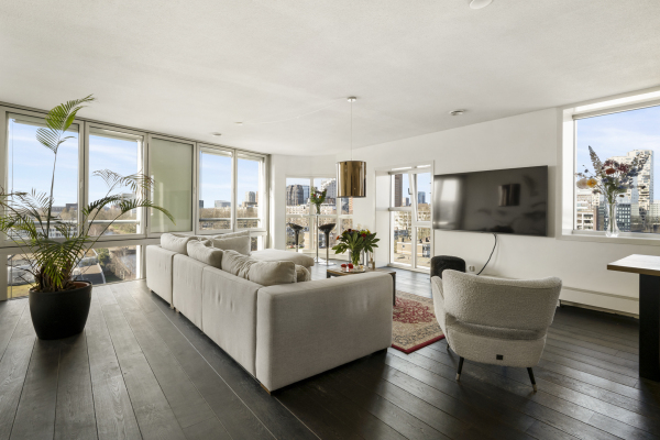 photo 8 Van Leijenberghlaan 2 T