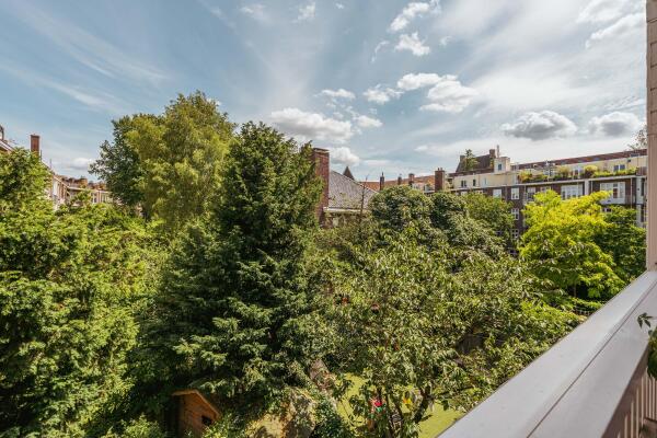 photo 25 Albrecht Durerstraat 1 2