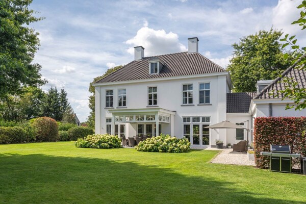 photo 69 Hoogbraak 48