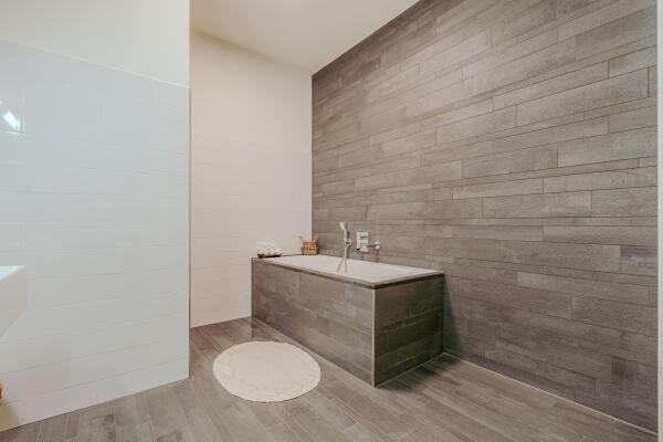 photo 31 Gustav Mahlerlaan 212