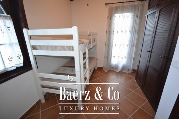 photo 10 Villa in the first line to the sea in Boka Bay