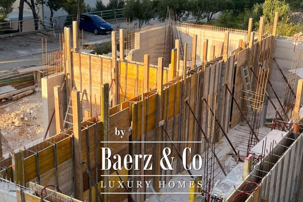 photo 5 Brač, Sutivan – villa with two residential units - 3rd row from the sea