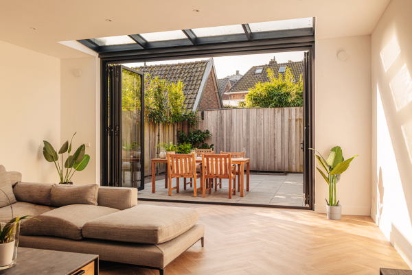 photo 12 Burgemeester van Nispen van Sevenaerstraat 5 a