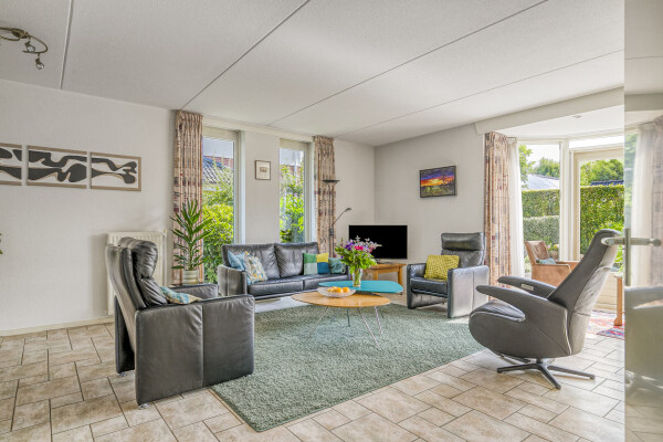 photo 7 Douwes Dekkerlaan 80