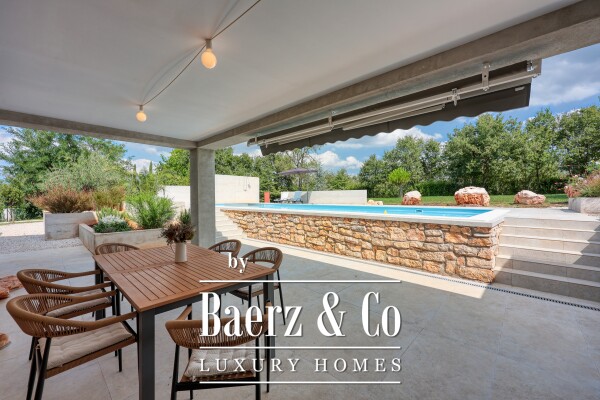 photo 12 Luxury Stone Residence on a Spacious Estate near Višnjan