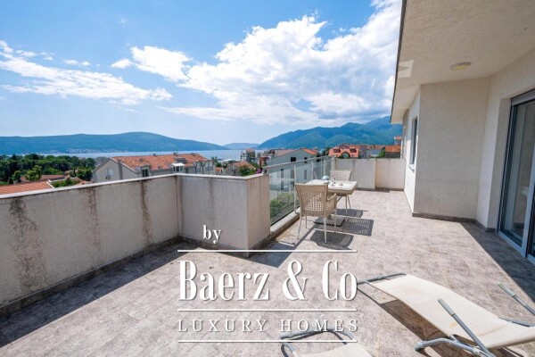 photo 5 Penthouse with a Sea View in Tivat