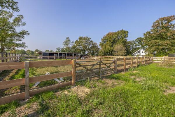 photo 56 Hoevensestraat 10