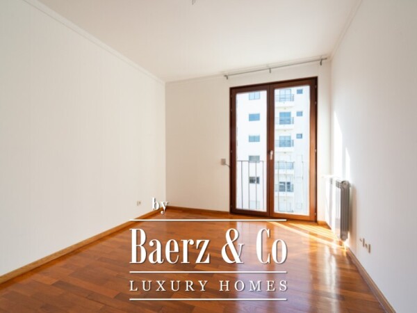 photo 11 T3, with condominium garden, garage and doorman