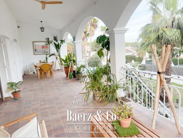 photo 4 Elegant Ibiza-Style Villa with Pool & Palm Trees / Price 930 000