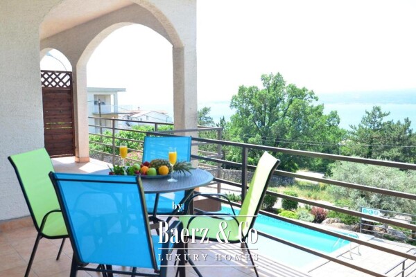 photo 20 Crikvenica, house with 8 apartments and a pool, 500 m from the sea, excellent investment