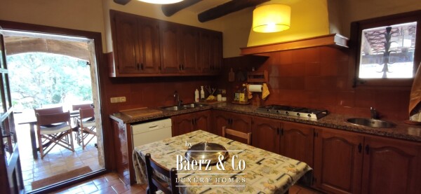 photo 14 Rustic charm and exclusivity just minutes from the Mediterranean.