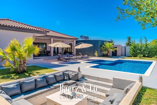 photo 18 Zadar, Smoković moderna villa with pool, Newly built