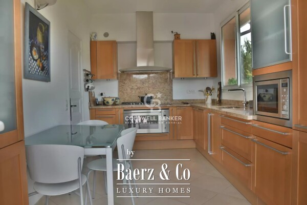 photo 8 Beautiful Provençal villa at the foot of the village of Valbonne