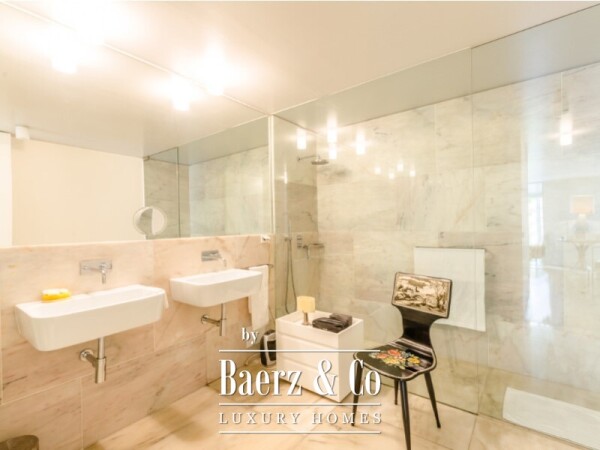 photo 2 One Bedroom apartments plus 1 on Av. July 24 in a building with signature of Arq. Aires Mateus