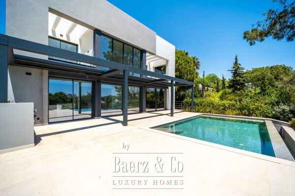 photo 5 Villa - Marbella East - Ref: 8664