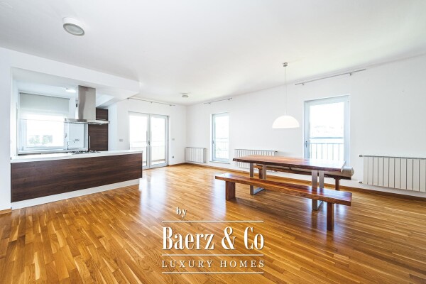 photo 2 Zagreb, Jelenovac, spacious three bedroom apartment with balcony and garden, with 2 garage, 202 m²