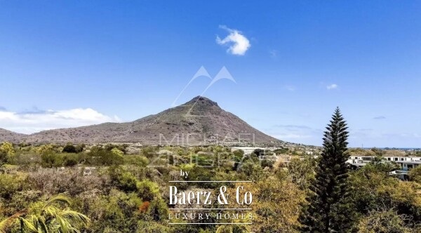 photo 22 Prestigious Villa on the West Coast