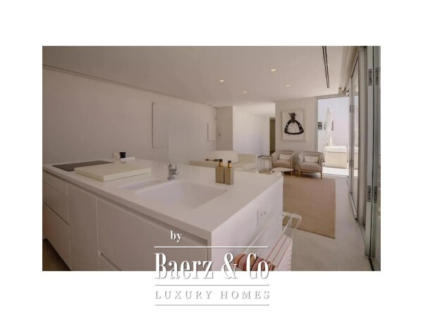 photo 9 Exclusive luxury villa on the seafront in Playa San Juan