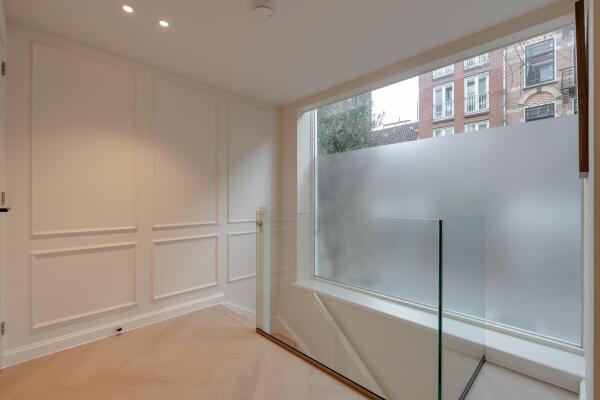 photo 30 Eerste Helmersstraat 34