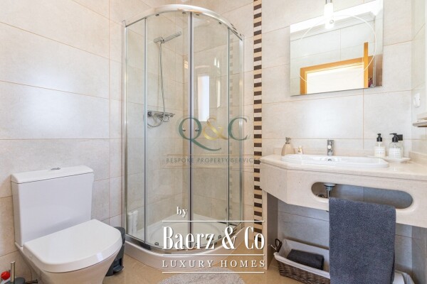 photo 17 Beautiful luxury home in Santa Bárbara de Nexe, Countryside