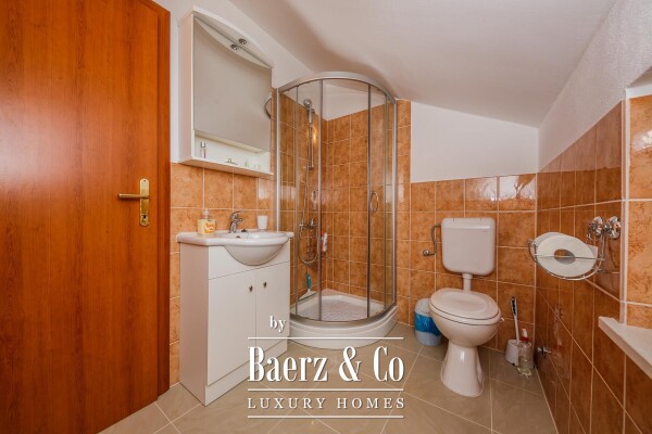 photo 12 Brač, Splitska, villa with pool first row to the sea, 180 m²