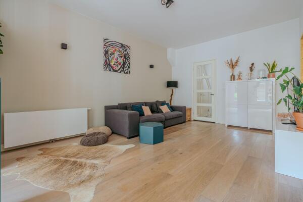 photo 5 Karel du Jardinstraat 28 H