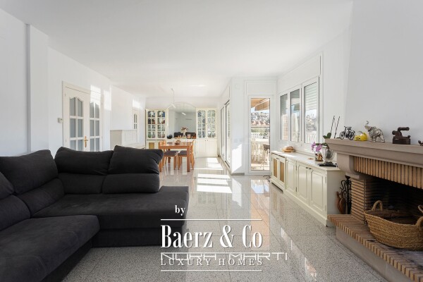 photo 13 Independent house with a pool, garden, and large terraces in La Plana – Bellsoleig