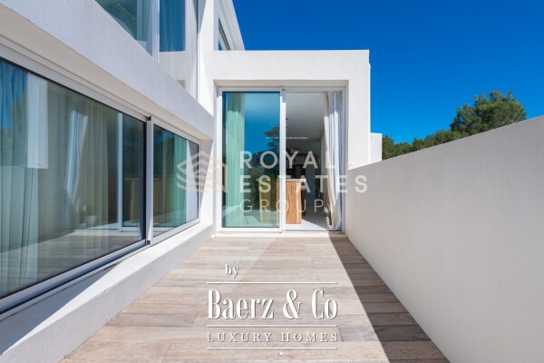 photo 17 Beautiful luxury home in San Jose