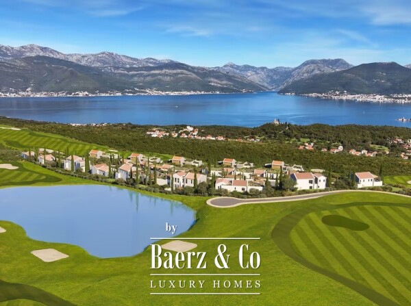 photo 4 Beautiful Golf Villa with a Panoramic Sea View in Montenegro