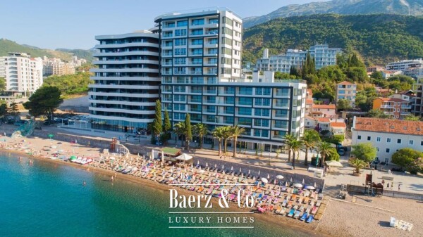 photo 2 Spacious and Luxurious Apartment next to the Sea in Budva Municipality