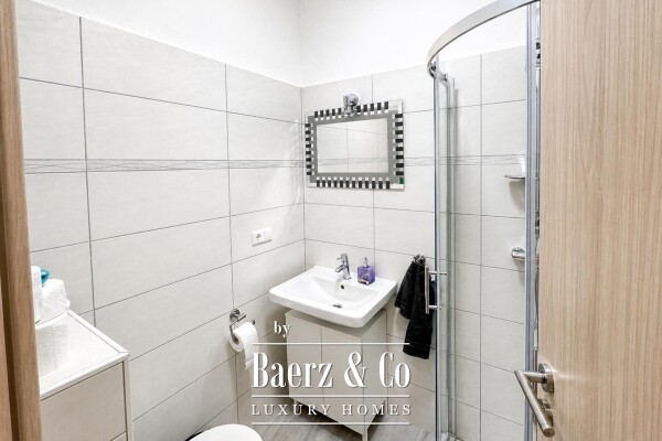 photo 21 Zadar, Rtina, house with swimming pool and three residential units, 200 m from the sea