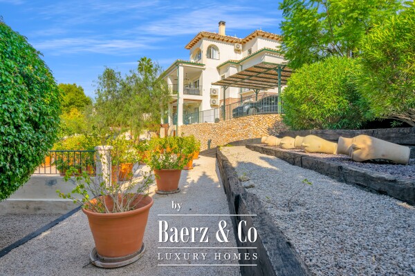 photo 14 Private Mediterranean villa with elegant outdoor living in Cortijo San Rafael