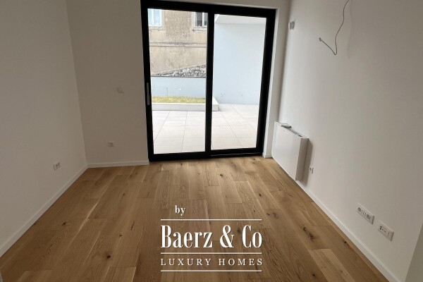photo 4 Rijeka, Pećine, NEW DEVELOPMENT, luxury four-bedroom apartment, 200.29 m², first row to the sea