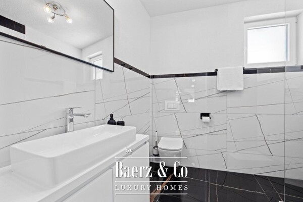 photo 20 Medulin, luxury villa with three apartments, sea view and pool, near beach