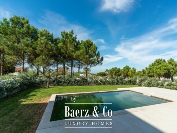 photo 3 Brand-New Contemporary Villa in São João das Lampas, Close to the Beach