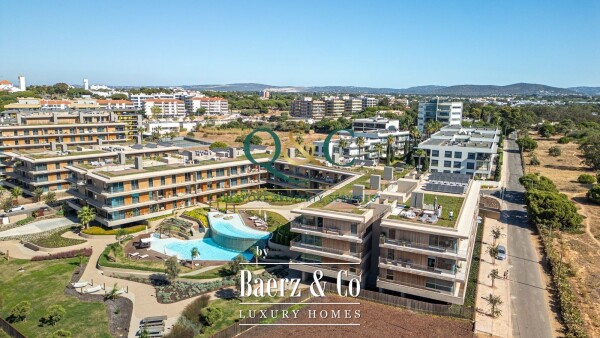 photo 27 Beautiful luxury home in Quarteira, Centro